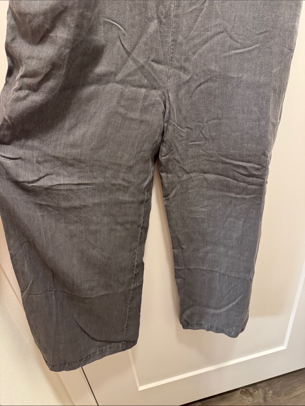 🆕 Zenana Outfitters Lightweight Charcoal Overall w Adjustable Straps. L. NWOT!🌴🌴 - Picture 4 of 6